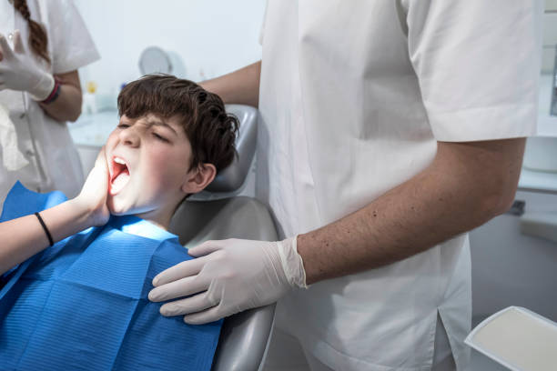 Best Mobile Emergency Dentist in Collinsville, CT